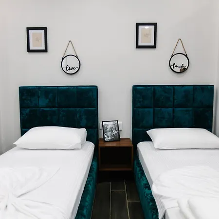 Andor Luxury & Duplex Kryemëdhej