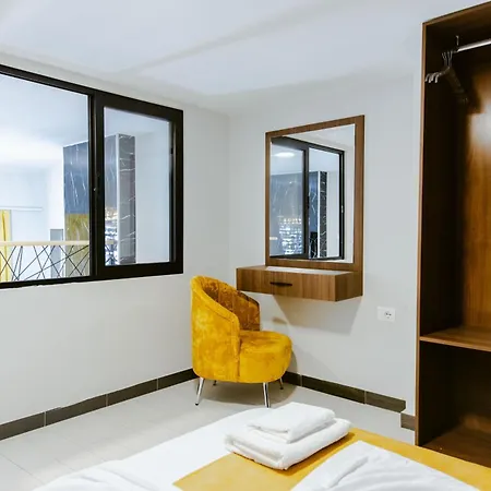 Hotel Andor Luxury & Duplex Kryemedhej