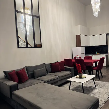 Andor Luxury & Duplex Kryemëdhej