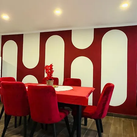 Andor Luxury & Duplex Kryemëdhej