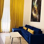 מלון Andor Luxury & Duplex 4*