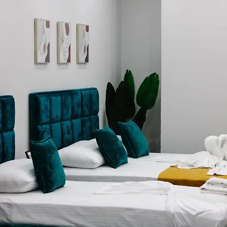 Andor Luxury & Duplex Kryemëdhej