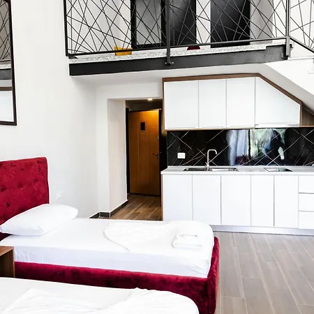 Andor Luxury & Duplex Szálloda Kryemëdhej