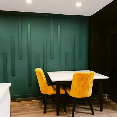 Andor Luxury & Duplex 3* Kryemëdhej