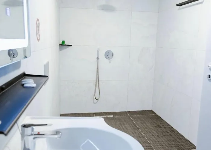 Andor Luxury & Duplex 4* Kryemëdhej
