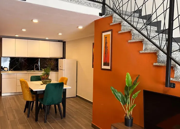 ホテル Andor Luxury & Duplex Kryemëdhej
